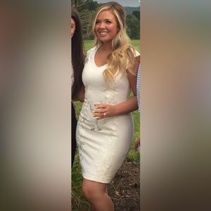 Badgley Mischka ivory white embroidered dress